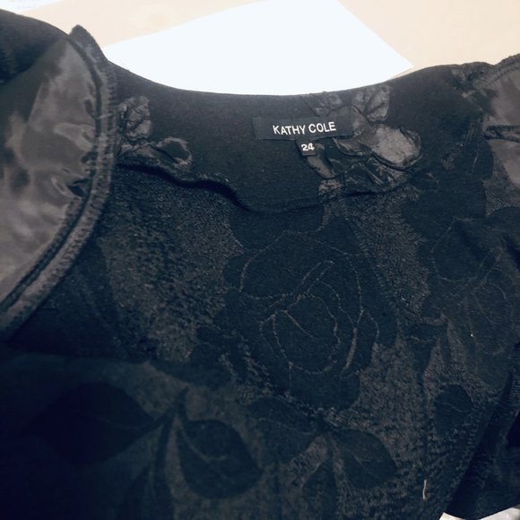 Kathy Cole Vintage Black Brocade Silken Embossed Flowers and Beads Sz 24 (XXL) - Picture 6 of 8